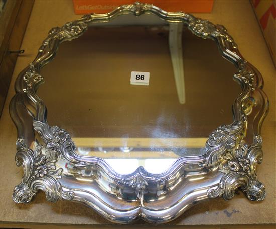 Large silver plated mirrored cake stand